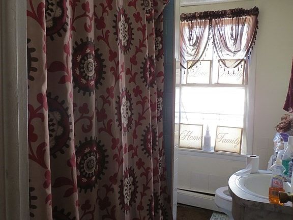 4th image of 188-190 Waterman Ave