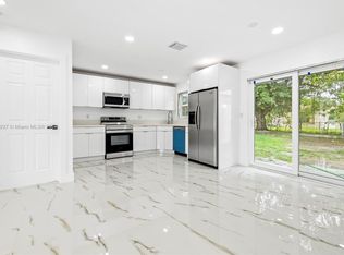 1465 NW 192nd Ter, Miami Gardens, FL 33169