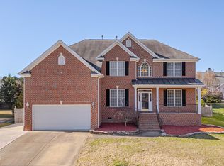 112 Beckford Rd, Cary, NC 27518