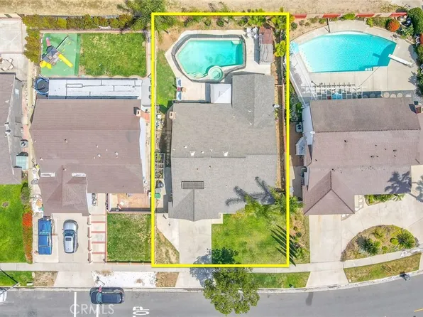 1555 Mariposa Dr, Corona, CA 92879