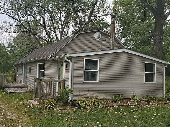 4th image of 1458 Willard Ave
