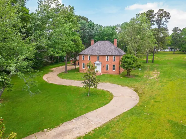 2651 E Main St, Humboldt, TN 38343