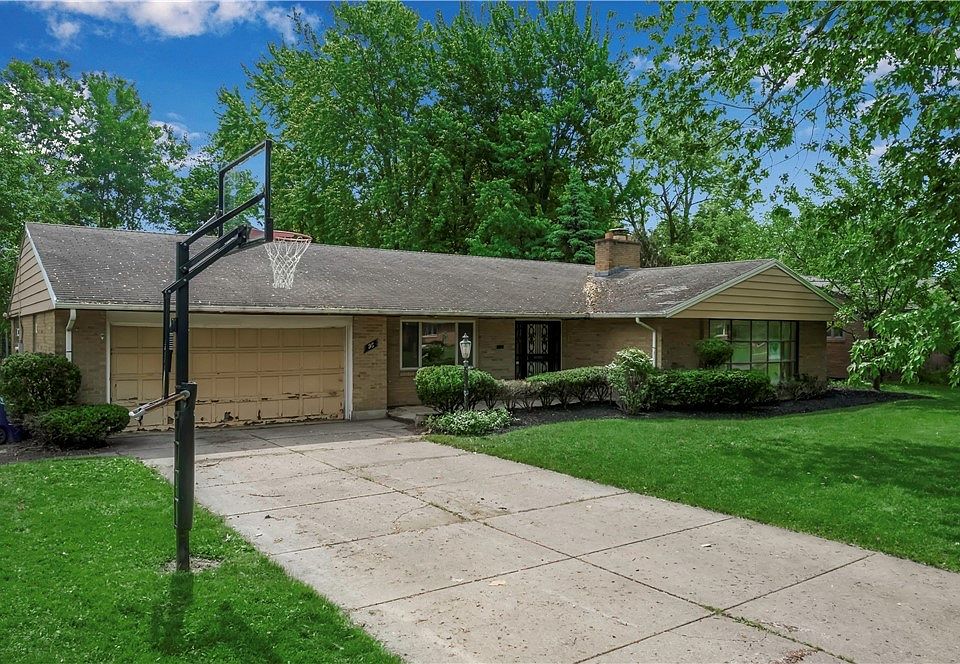 95 Troy Del Way, Williamsville, NY 14221 Zillow