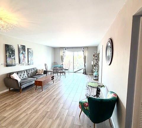 2nd image of 215 SE 3rd Ave APT 306C