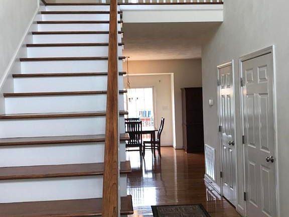4th image of 2710 Millwheel Dr