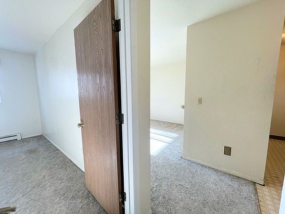 3rd image of 926 W 26th Ave #308