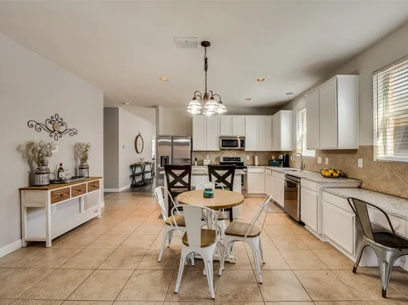 2925 Clear Creek Dr, Rockwall, TX 75032
