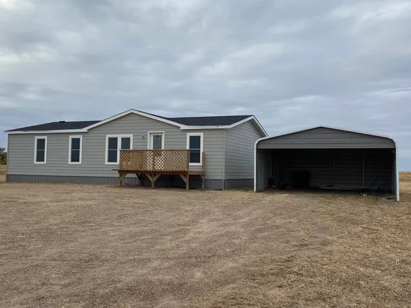 1469 Schoenchen Rd, Hays, KS 67601