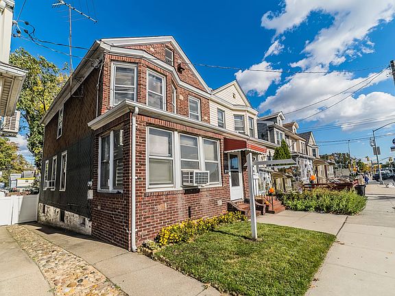 3rd image of 89-47 Metropolitan Ave
