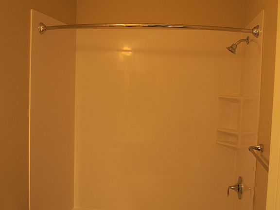 5th image of 125 Newbury St