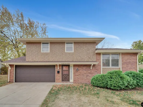 7711 South St, Lincoln, NE 68506