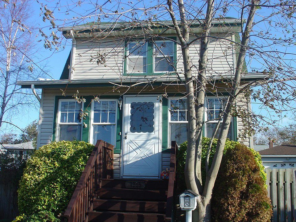 1st image of 1055 Vanderbilt Ave