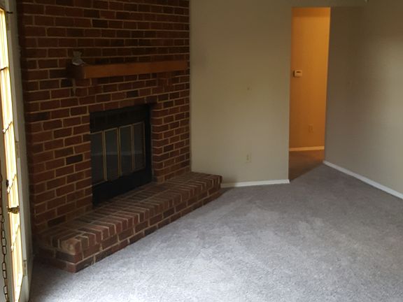 4th image of 6192 Pine Point Pl