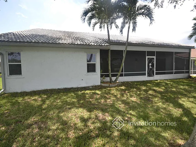 12476 SW 1st St — Photo 13