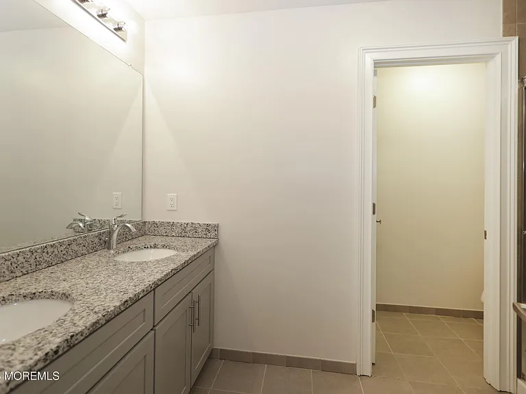10 Gonzalez Dr — Photo 29