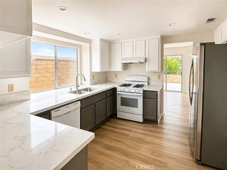 15583 Oak Springs Rd — Photo 16