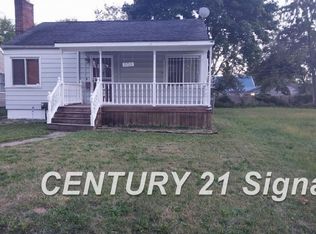 2709 Mackin Rd, Flint, MI 48504