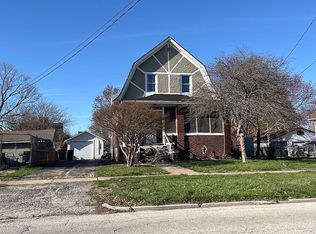 1083 W North St, Galesburg, IL 61401