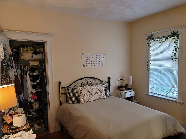 15 Boston Ave #5B — Photo 6