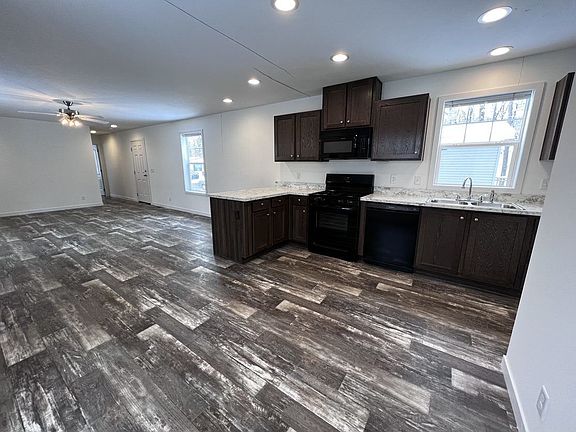 3rd image of 14546 Mercury Dr #169