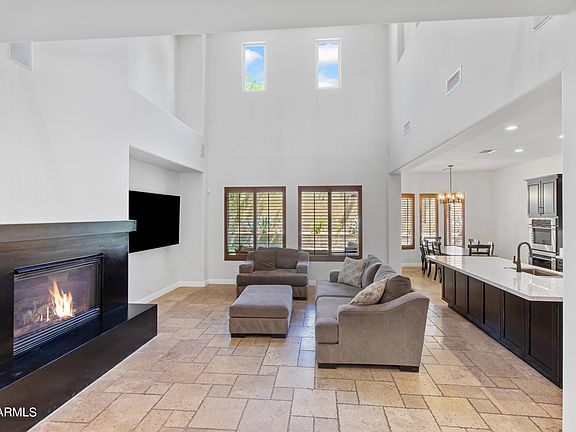 3rd image of 3916 E COVEY Lane