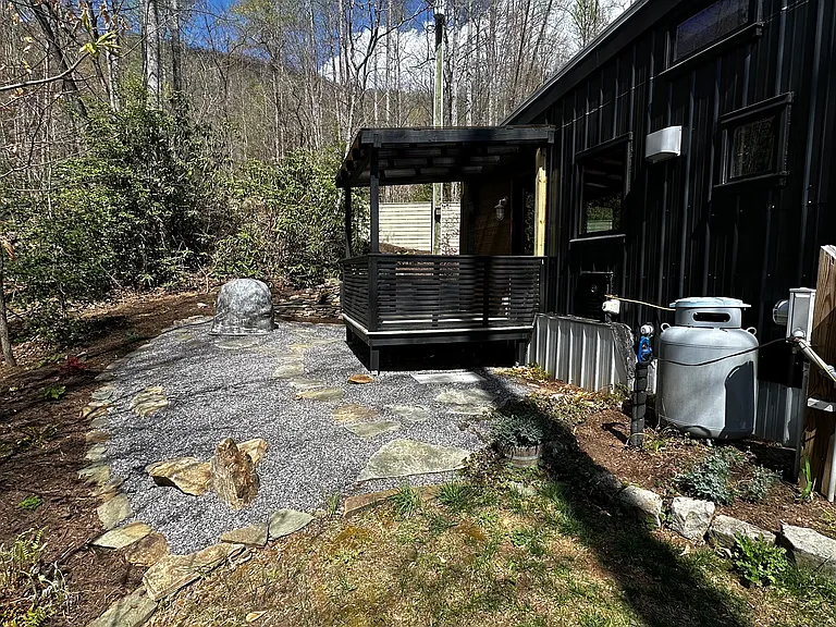 Julian Hts — Photo 25