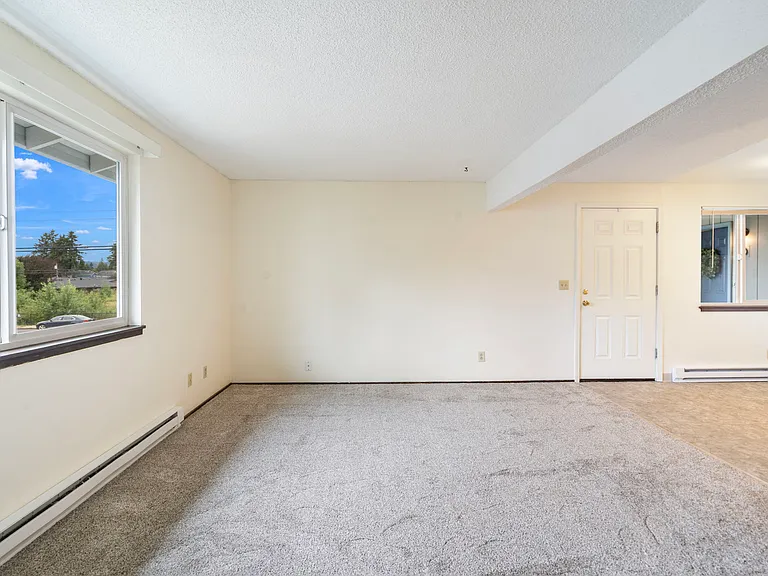 2229 Hawthorne St #C — Photo 7