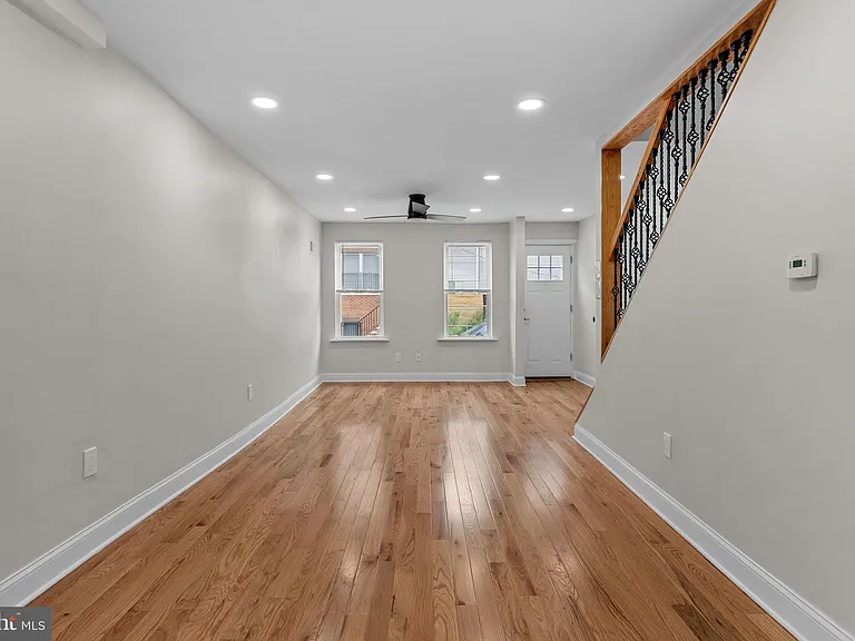 2625 Ellsworth St — Photo 17