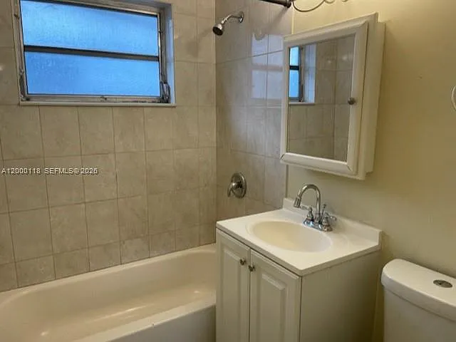 7601 Venetian St #1-4 — Photo 12