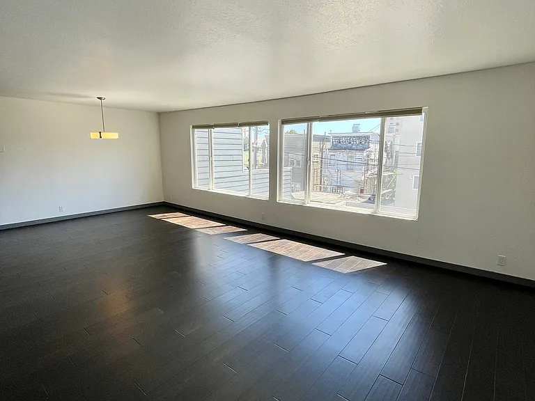 1451 Valencia St #4 — Photo 4