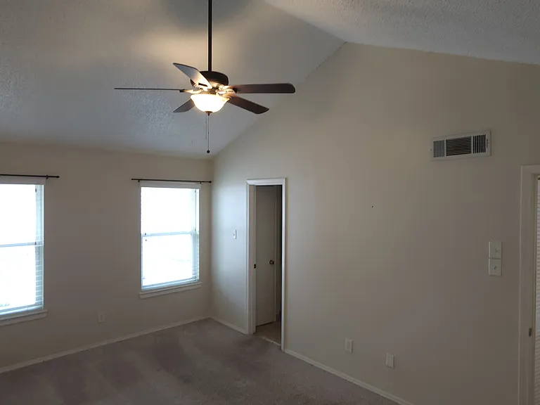 631 Cimarron Trl — Photo 54