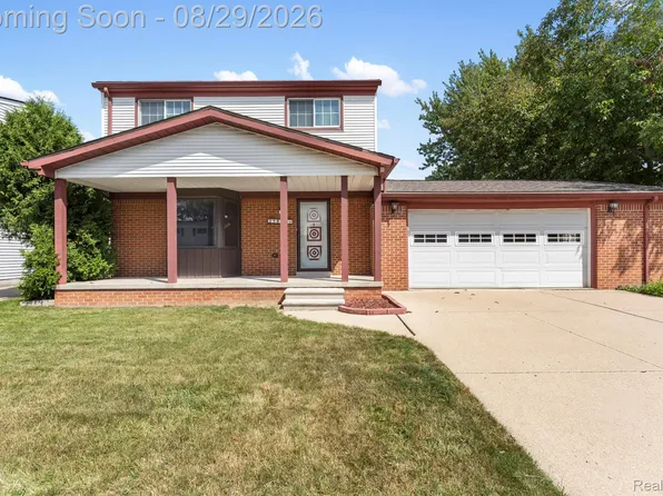 25839 Fairgrove St, Woodhaven, MI 48183