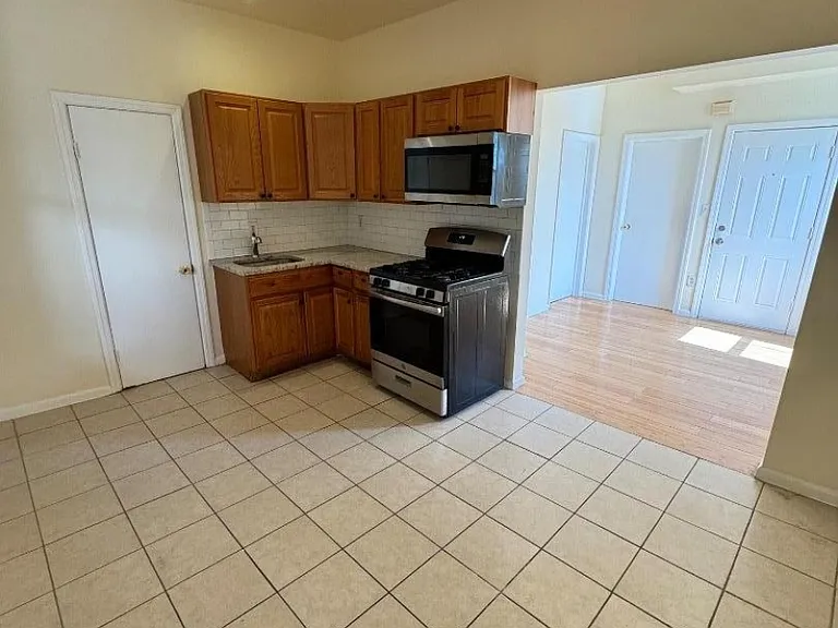59 Brenner St #1 — Photo 7