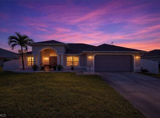 329 SW 30th Ave, Cape Coral, FL 33991