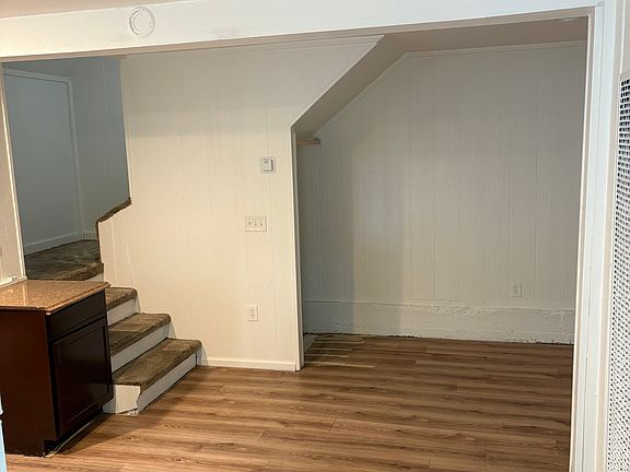 2nd image of 508 Douglas Blvd #3