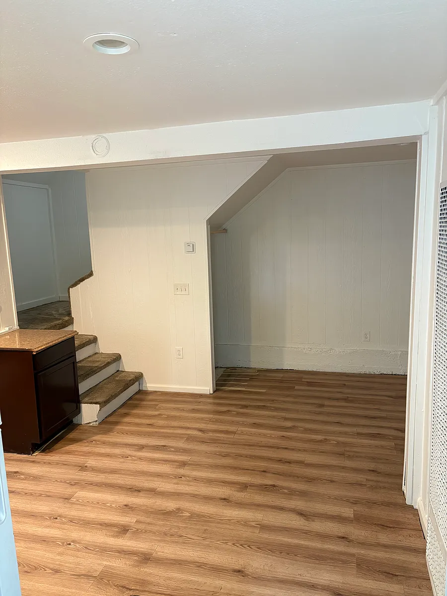 Building Photo - 508 Douglas Blvd #3