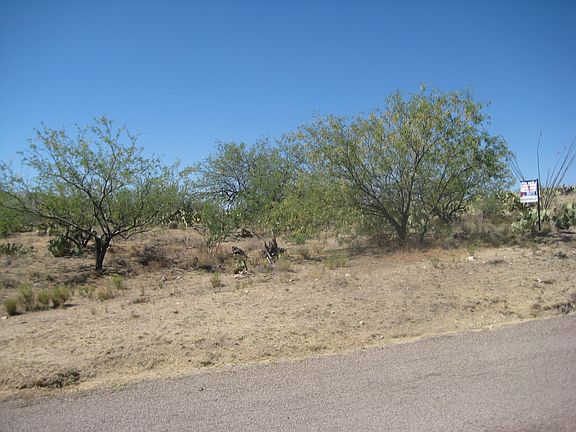 5th image of Ruby Airpark Dr #303-21162E