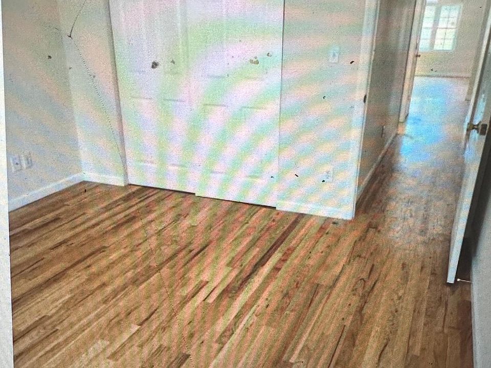 1st image of 156 Jewett Ave #3