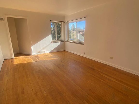 3rd image of 2929 E Bruce Randolph Ave #1