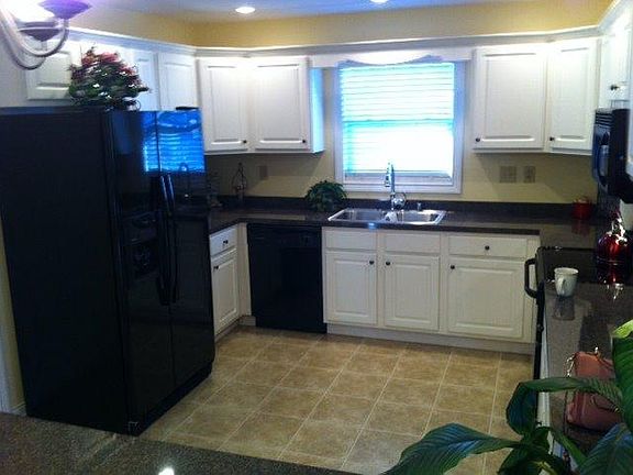 3rd image of 905 Cannonball Dr