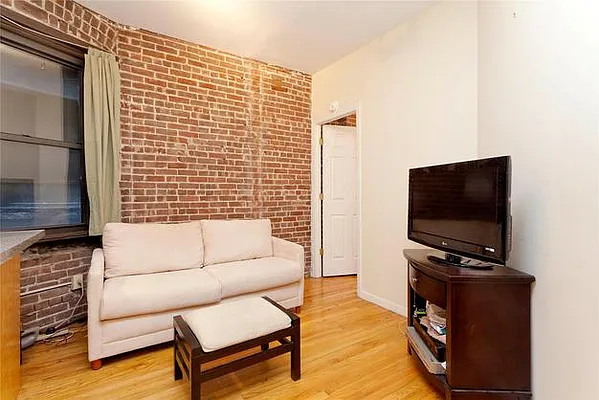 Rented by Owner | media 17