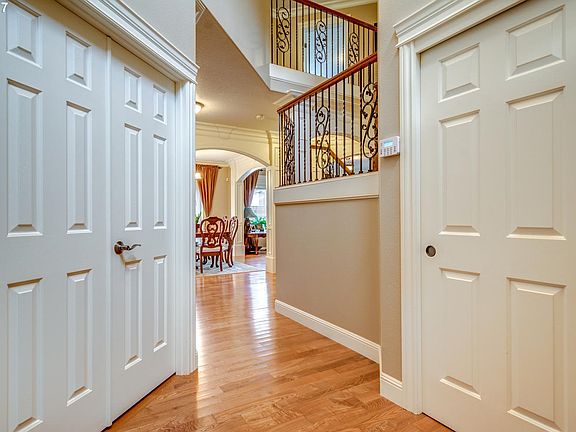4th image of 10515 NE 97th Cir