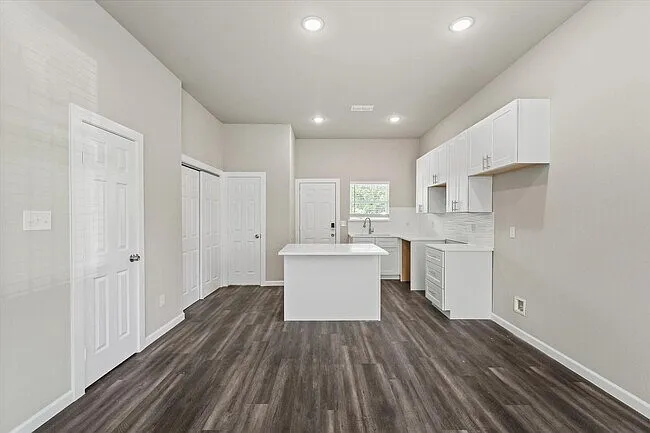 3223 Chenault St #3219 — Photo 6
