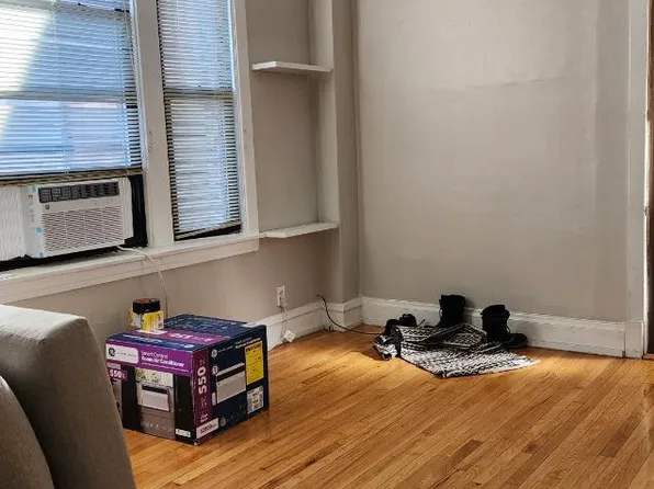 3329 S Halsted St #2R, Chicago, IL 60608