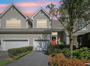111 Gelnaw Ln, Montvale, NJ 07645