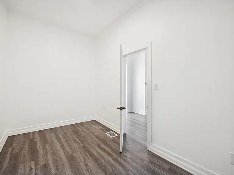 2702 S Spaulding Ave #2 — Photo 11