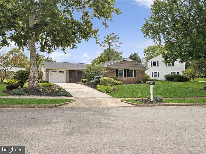 1st image of 4133 Point Hollow Ln
