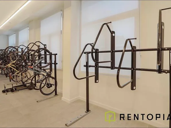 1010 Pacific Street image 22 of 28