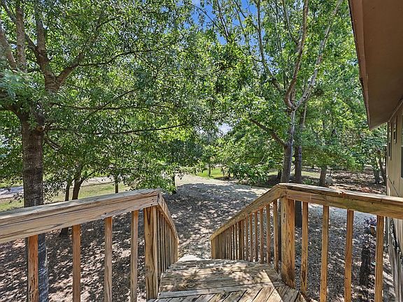 3rd image of 99 Lake View Dr