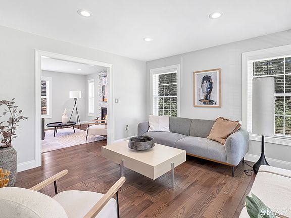 5th image of 440 Hillfield Road